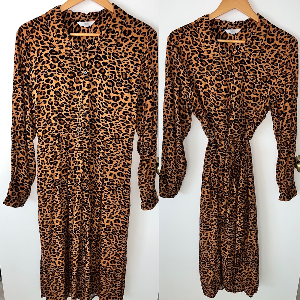 New leopard color dress with belt and buttons.